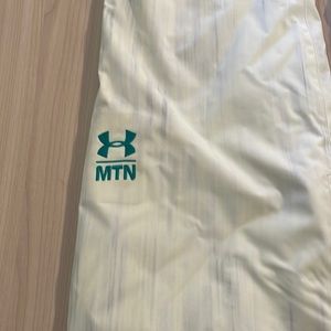 Under Armor Mountain Snow pants